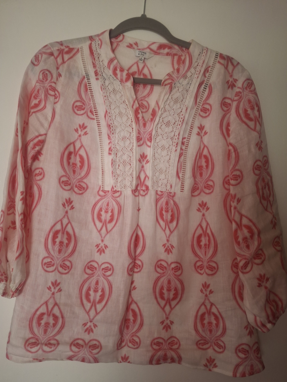 Crown & Ivy White Top with Pink Print and Lace Yoke